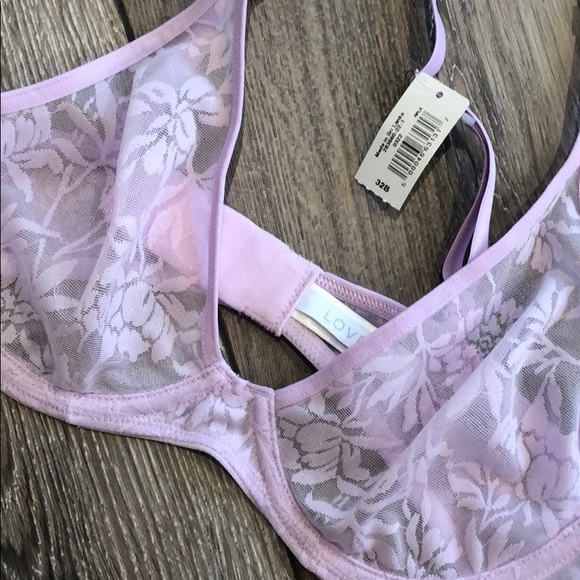 Women’s 32B Lace Bra - Picture 2 of 3